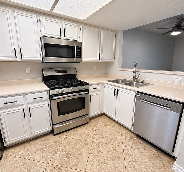 1st image of 8070 W Russell Rd Unit 1015