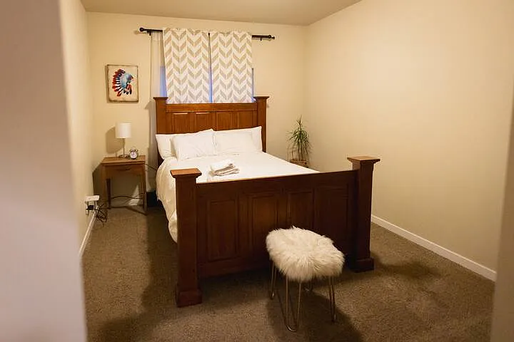 Additional Guest bedroom