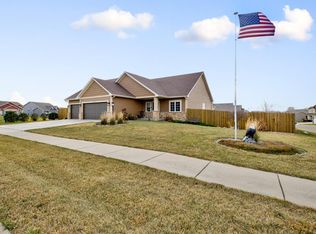 2105 Primrose Ln, Faribault, MN 55021