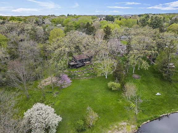 2nd image of 1004 Ridgewood Drive