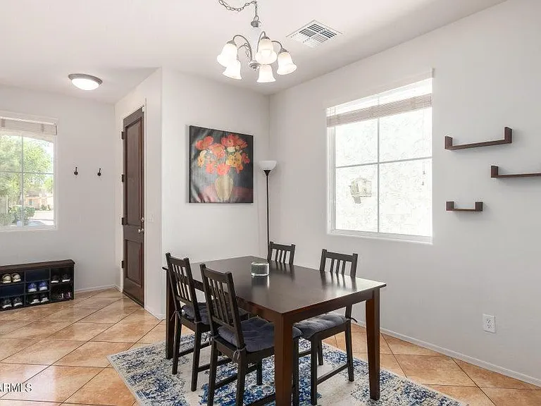 10056 E Isleta Ave — Photo 9