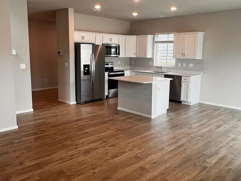 931 S Zeelar St — Photo 7