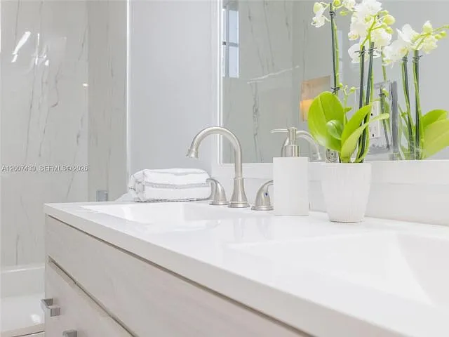 801 Tanglewood Cir — Photo 13