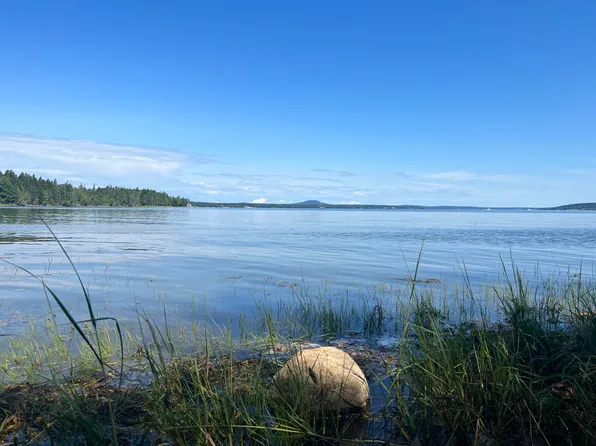 325 Harriman Point Road, Brooklin, ME 04616