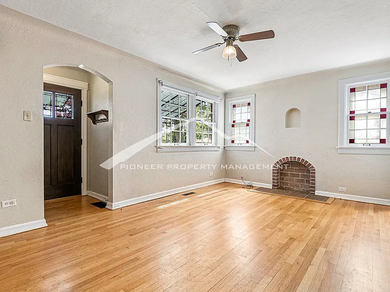 3491 W 30th Ave — Photo 3