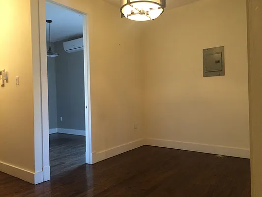 Rented by Premier Metro Realty Corp | media 7