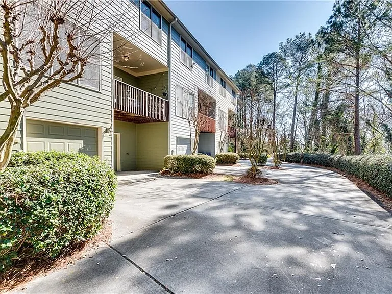 1387 Village Creek Cir — Photo 33