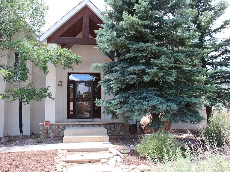 5520 Wilson Rd — Photo 2