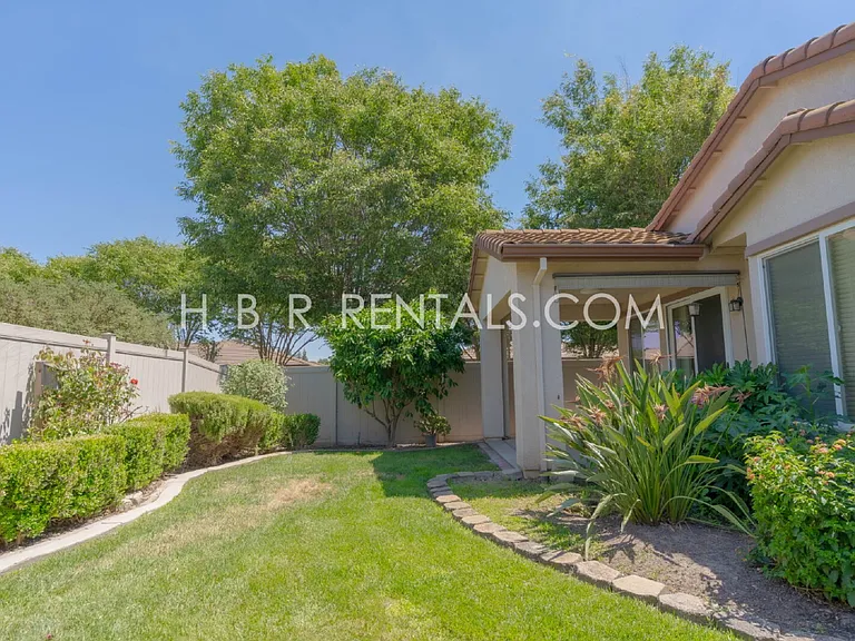 2514 Bellchase Dr — Photo 26