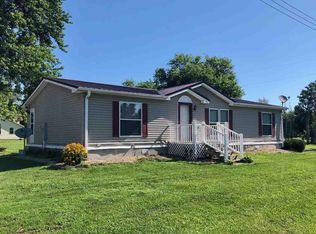 325 S Douglas St, Loraine, IL 62349