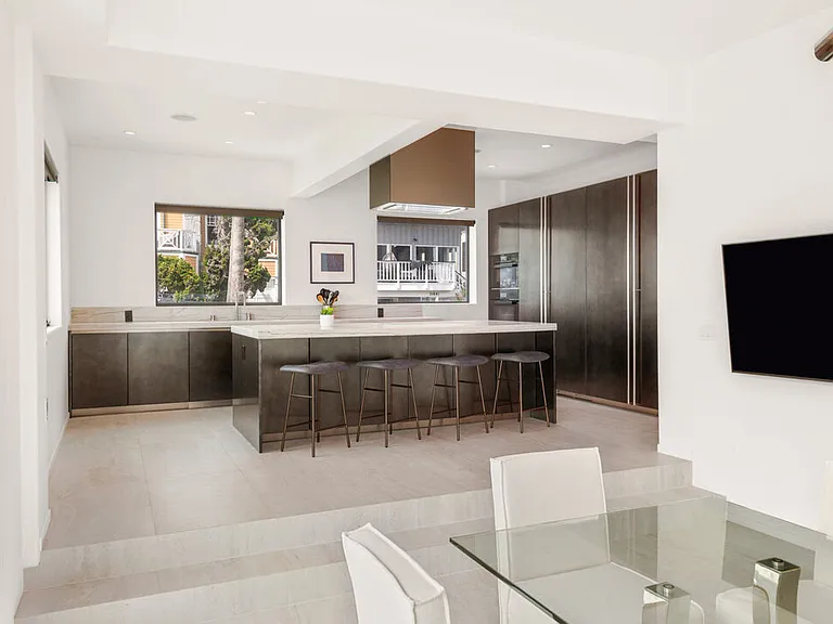 31646 Sea Level Dr — Photo 19