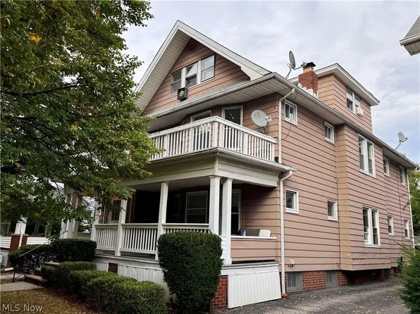 1307 Hathaway Ave, Lakewood, OH