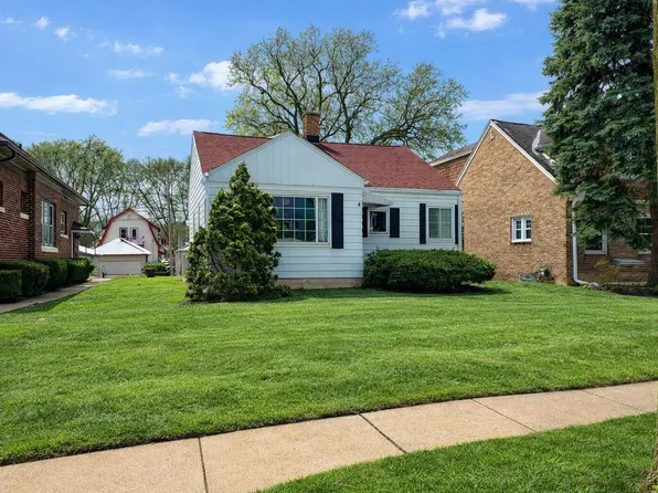 160 West Crawford AVENUE, Milwaukee, WI 53207