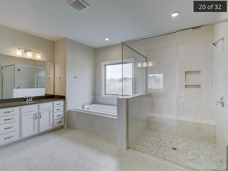 120 Enclave Meadows Ln — Photo 20