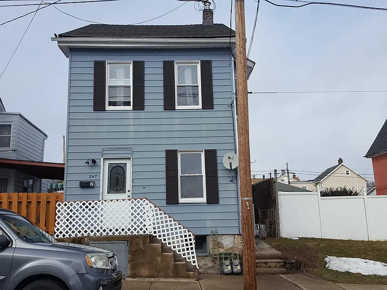 247 Chambers St #1 — Photo 1