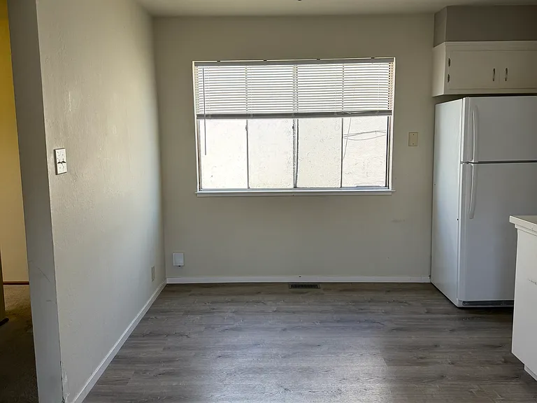 25 Lewis Ave #4 — Photo 4