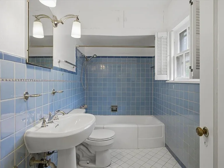3101 Westcliff Rd W — Photo 24