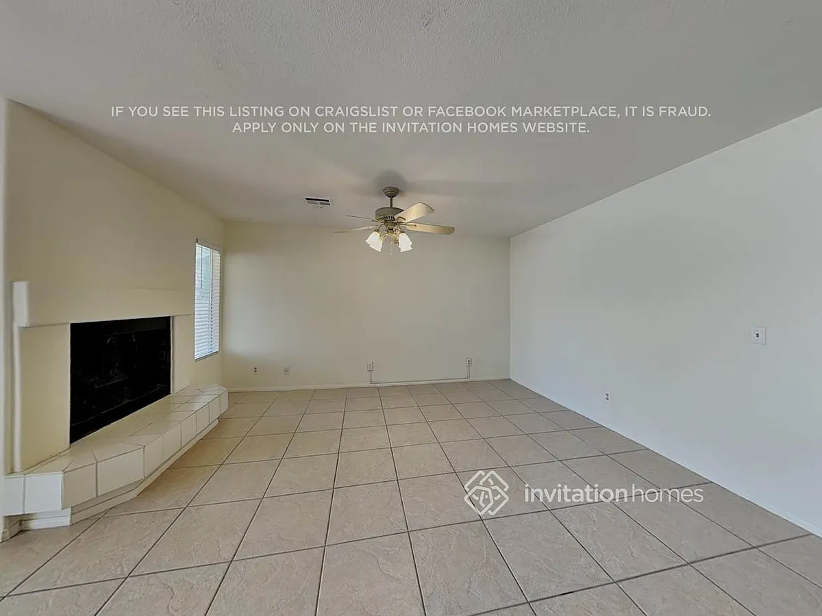 Building Photo - 8244 Bermuda Beach Dr