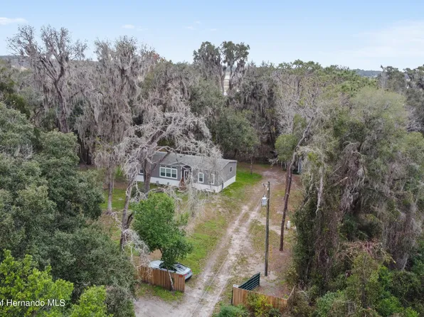 7349 Clayton Rd, Brooksville, FL 34601