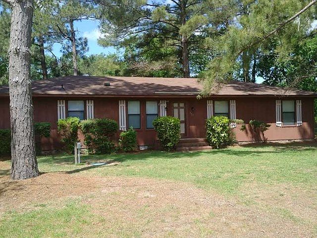 1st image of 203 Tilghman Dr