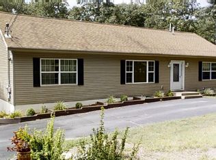 170 Whispering Pines Rd, Dingmans Ferry, PA 18328