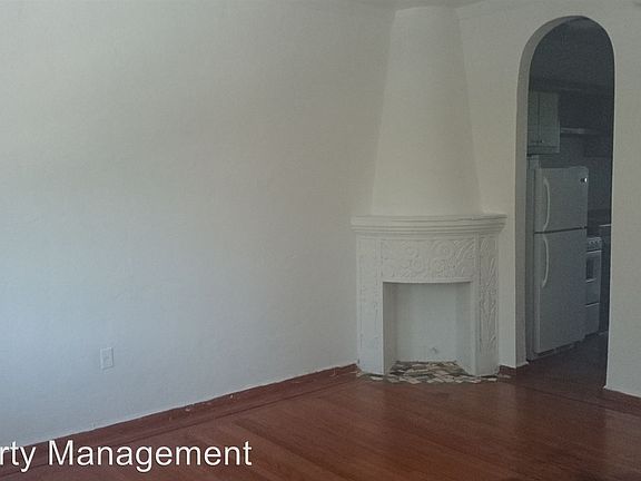 3rd image of 716 14th Pl APT 11