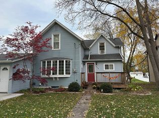 509 13th Ave #A, Orion, IL 61273