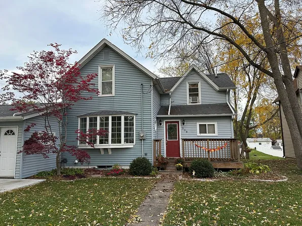 509 13th Ave #A, Orion, IL 61273