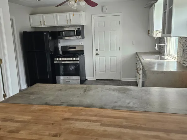 2135 W 11th St #3, Cleveland, OH 44113