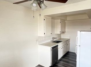 13707 Yukon Ave, Hawthorne, CA 90250