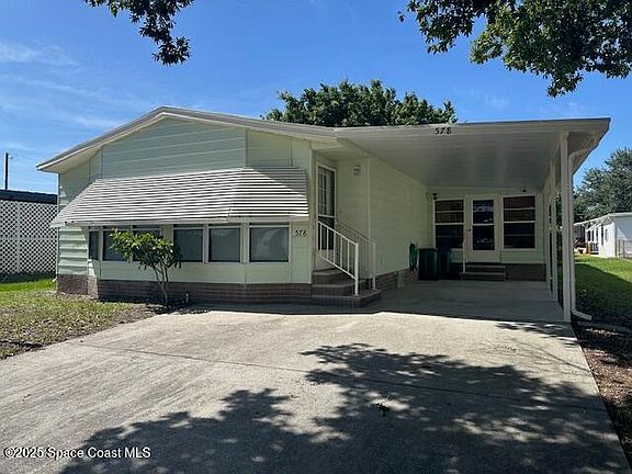 2nd image of 578 Dolphin Cir