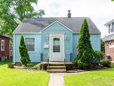 823 W Grove St, Mishawaka, IN, 46545