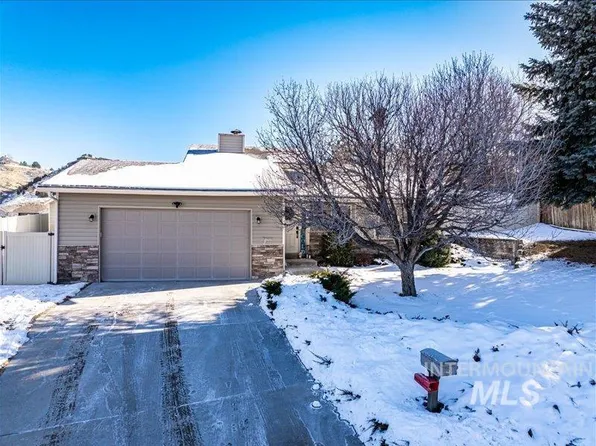 2750 Castle Peak Way, Pocatello, ID 83201