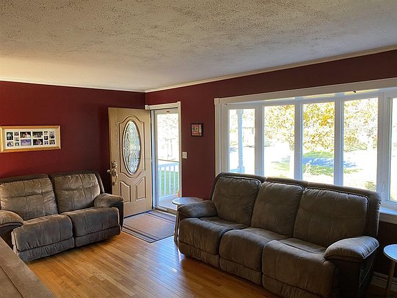 5th image of 5 Applehouse Ln