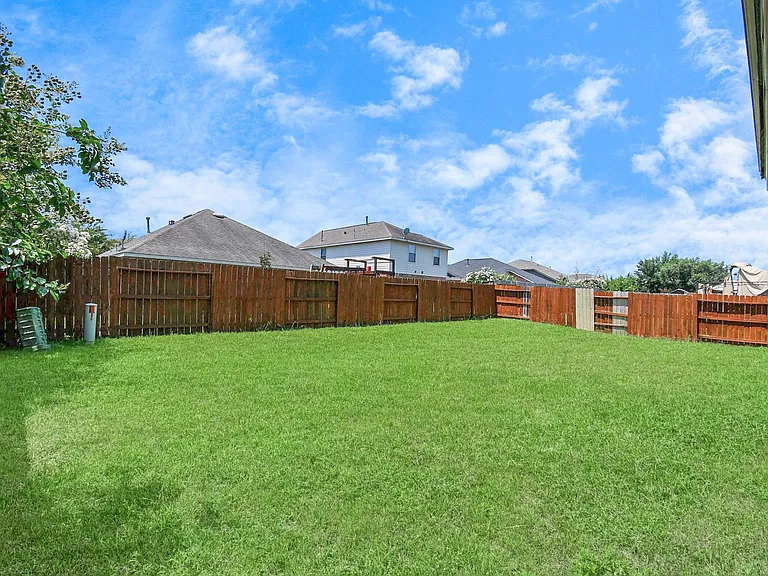 8627 Sweet Pasture Dr — Photo 30