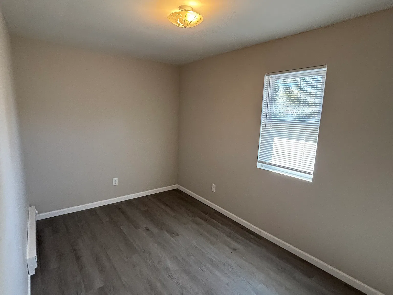 2 bed, 850 sqft, $850 — Photo 3
