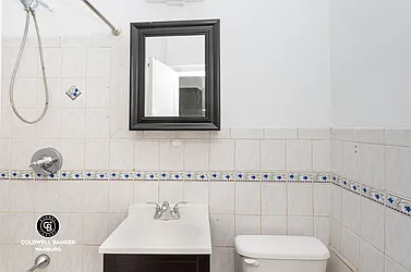 Rented by Coldwell Banker Warburg