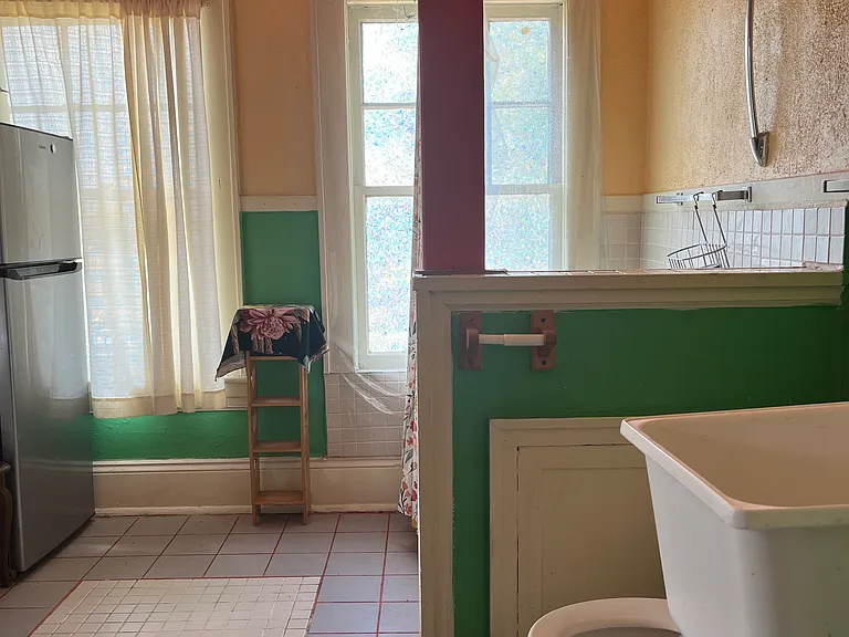812 Stewart Ave SE #1 — Photo 4
