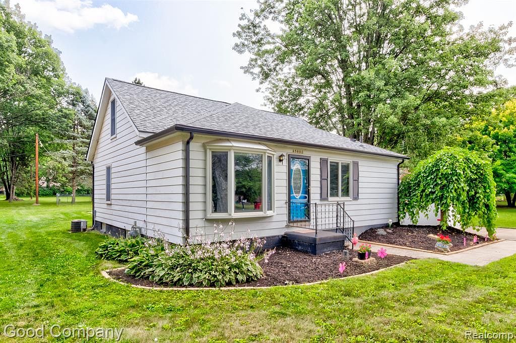45440 Deneweth Rd, MI 48042 Zillow