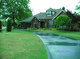 2204 Robin Ln, Muskogee, OK 74403