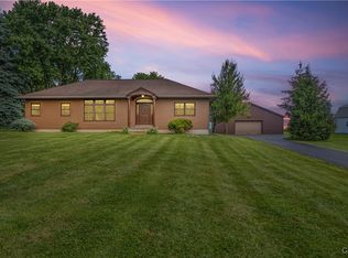 926 Tuscarora Rd, Chittenango, NY 13037