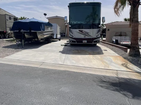 1905 Victoria Farms Rd #132, Lake Havasu City, AZ 86404