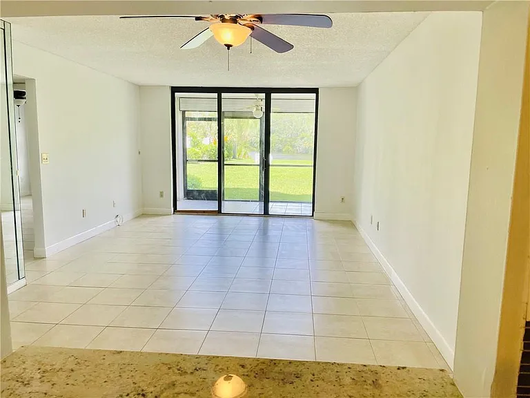 2900 NW 42nd Ave #A103 — Photo 12