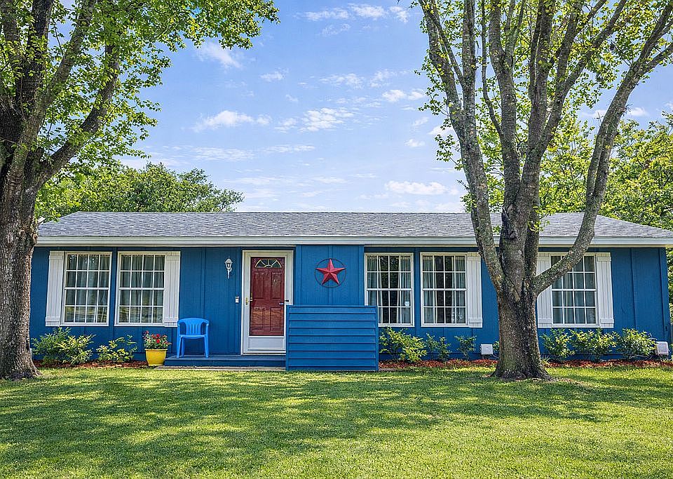 1st image of 2851 Little Laurel Way