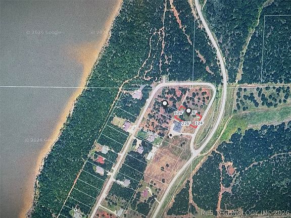 4th image of 72 Lake Rd