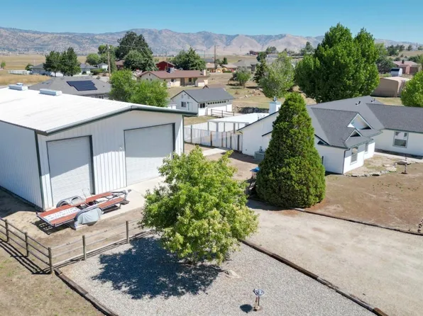 28341 Burlingame Ct, Tehachapi, CA 93561