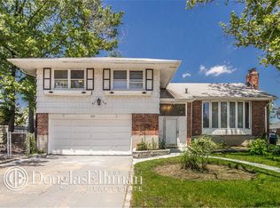665 Diane Pl, Valley Stream, NY 11581