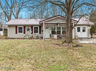10117 Donau Ln, Louisville, KY 40272