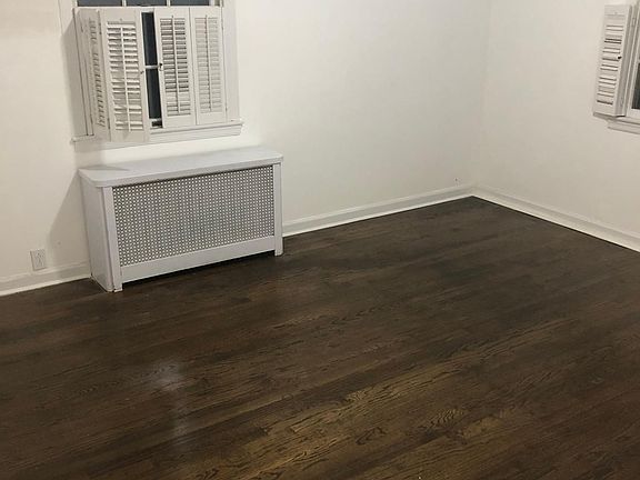 5th image of 392 Whitehall St #1