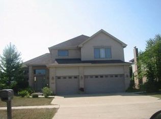 1226 Woburn Dr, Lemont, IL 60439